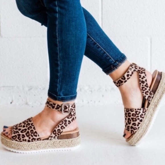 Animal print espadrille sandals - Picture 2 of 6